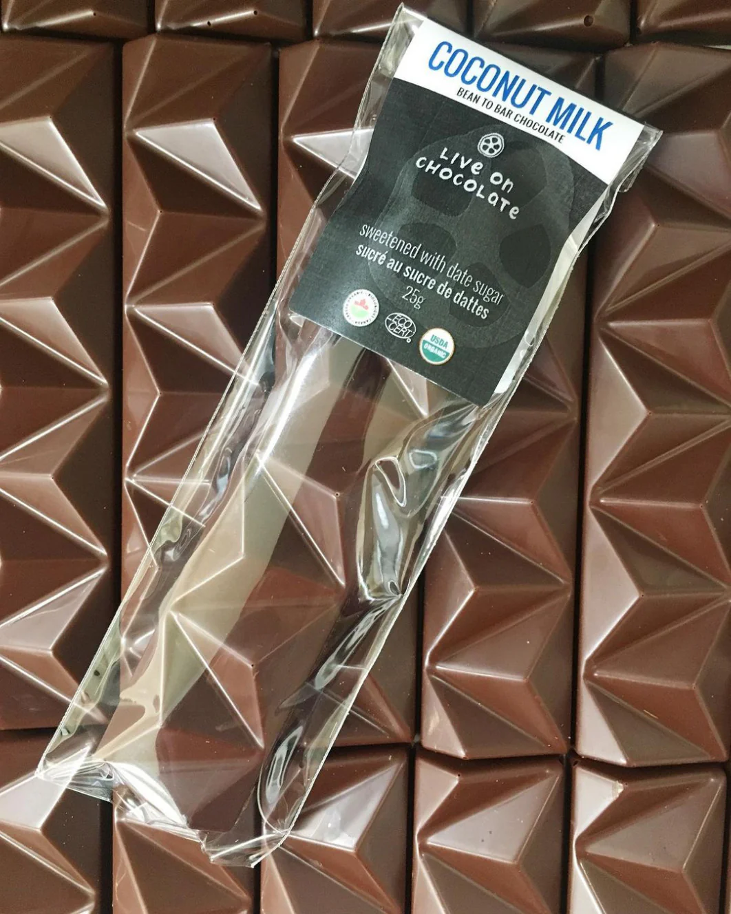 Live on Chocolate - Coconut Milk Chocolate - Image 4